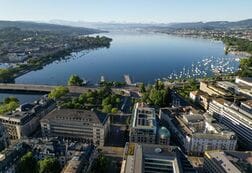 スイス中銀、政策金利0％に据え置き　為替介入「必要に応じて」