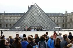 ＮＹ外為市場＝ユーロ下落、仏財政懸念で　ドルはＡＩ株反発で上昇