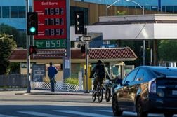 米家庭、物価高で返済遅延や貸し倒れリスクが高まる＝格付け会社