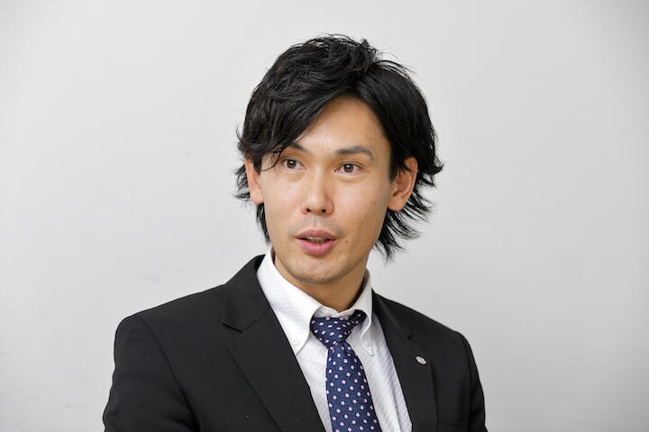 142A3516_c.jpg