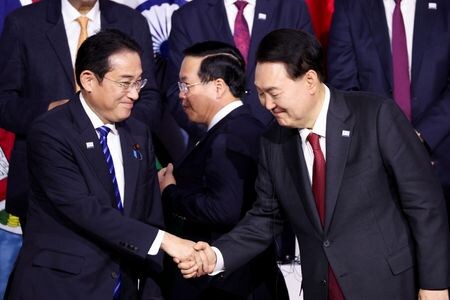 韓国外務省は、日韓ハイレベル経済協議を２１日に開くと発表した。両国関係の改善を受け、約８年ぶりの開催となる。写真はサンフランシスコで１１月撮影（２０２３年　ロイター／BRITTANY HOSEA-SMALL）