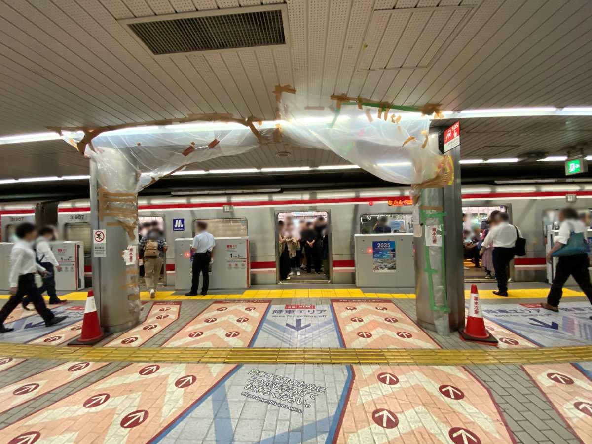 「地下鉄の漏水対策」の観察の果てにたどり着いた場所とは？…「手に負えないもの」の考現学 

by 團 康晃 （大阪経済大学情報社会学部准教授） 
＜地下鉄の裂け目と手作業から編みなおす、「私」の物語について＞ 
 
#WEBアステイオン