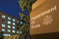 トランプ政権、「福祉を奪われている」名目で75カ国の移民受け入れ停止へ...ついに「あの国」も