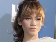 ゼンデイヤのセクシー写真が「ボディ・シェイミング」の標的に...「スラム街の女性みたい」コメントに批判殺到