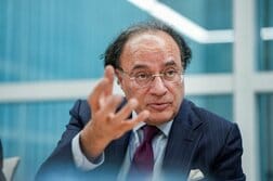 サウジ、パキスタンに30億ドル追加供与へ　対外債務返済を支援