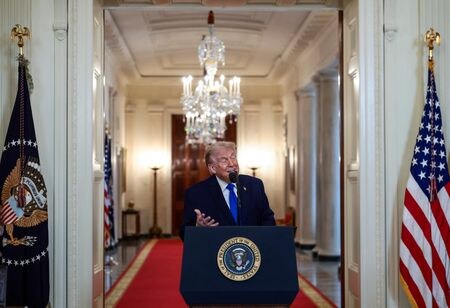 　トランプ米大統領は２４日に行う一般教書演説で、経済力を誇示し、コスト削減に向けた新たな施策を発表する。米紙ウォールストリート・ジャーナル（ＷＳＪ）が報じた。ホワイトハウスで２３日撮影（２０２６年　ロイター／Evelyn Hockstein）