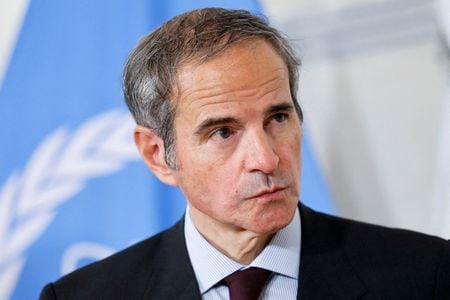 国際原子力機関（ＩＡＥＡ）のグロッシ事務局長は６月２９日、イランが数カ月以内に濃縮ウランを生産する可能性があると述べ、イランの核開発計画を破壊するために米国が実施した攻撃の効果に疑問を投げかけた。２５日、ウィーンで撮影（２０２５年　ロイター/Lisa Leutner）