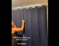 「本当に怖かった...」Airbnbの部屋の壁に貼り付けられた奇妙な「髪の毛の束」にSNS震撼、「殺人鬼が住んでた」