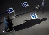 東京都､28日の新型コロナ新規感染561人　累計4万人突破､重症患者67人に