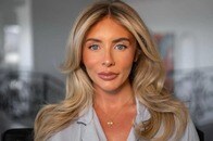 アダルトコンテンツ制作の疑い...英女性がインドネシアで逮捕、直前にも「下品な映像」で挑発