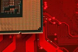 アジア半導体株が急落、ＡＩ投資と中国勢との競争を警戒