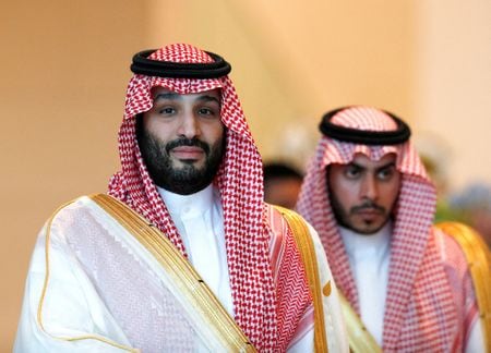 　１２月６日、米ワシントンの連邦地裁は、２０１８年に起きたサウジアラビア人記者ジャマル・カショギ氏殺害事件を巡り、同氏の元婚約者がサウジのムハンマド皇太子（写真）に対して起こした訴えを棄却した。写真は１１月タイのバンコクでの代表撮影（２０２２年／ロイター）