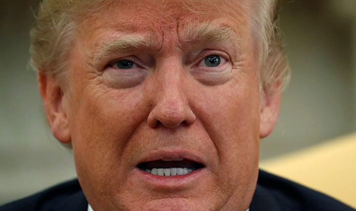 北朝鮮を挑発し続けるトランプに、アメリカでも不穏な空気が漂い始めた　Kevin Lamarque-REUTERS