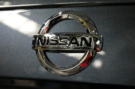 　７月９日、日産自動車は、同日午後５時から排ガス測定行為について横浜市の本社で記者会見を行う。写真は日産自動車のロゴ。昨年２月にフランパリ近郊のフランで撮影（２０１８年　ロイター／Benoit Tessier）