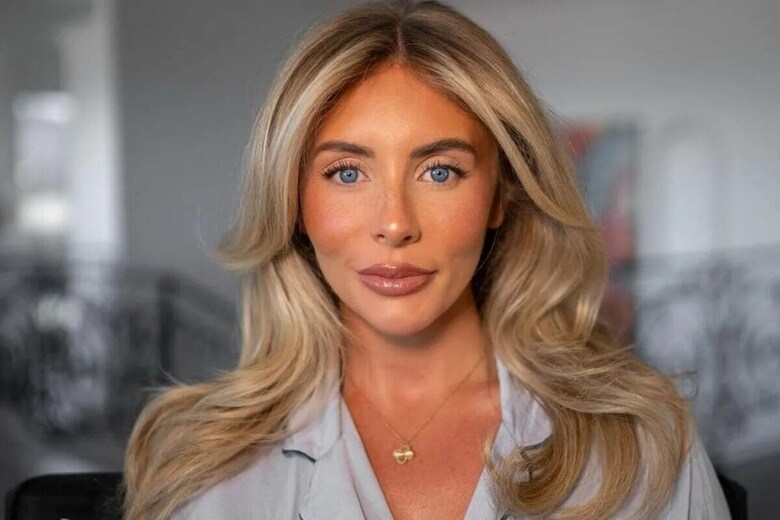 @bonnieblue/Instagram