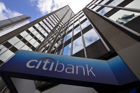国際的に気候変動への取り組みが加速した場合、米銀行大手シティグループが融資で多額の損失が生じる可能性があることが分かった。２０１５年５月撮影（２０２４年　ロイター/Mike Segar）