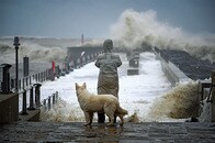 「こんな嵐は見たことない」...ヨーロッパを襲った「爆弾低気圧キアラン」とは？