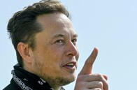 テスラEV「新疆ウイグル自治区ショールーム新設」と習近平の狙い