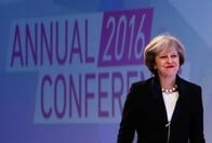 英EU離脱でビジネスの表舞台から転落？   メイ首相が企業懸念払しょくへ