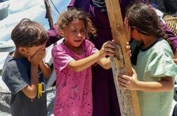 ガザ、イスラエル軍の攻撃で子ども含む7人が死亡