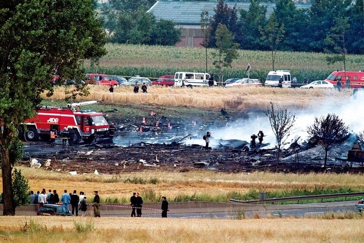 2000年7月25日、コンコルドはパリ郊外で離陸直後に墜落し、113人が死亡。その3年後に退役した　NEWSMAKERS/GETTY IMAGES