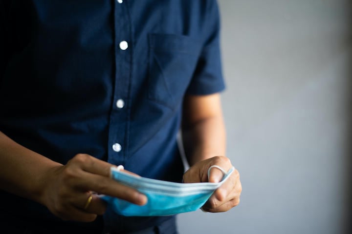 新型コロナウイルスのスーパー・スプレッダーになりやすい要因を分析した...... toeytoey2530-iStock