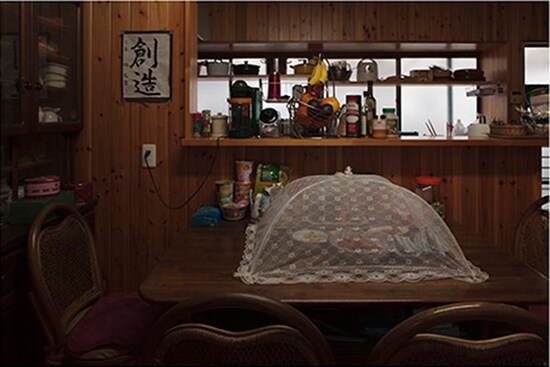 主婦（60代）　シングルマザーの娘を見守る母親