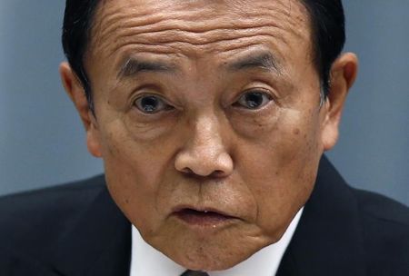 　６月１６日、麻生太郎財務相は閣議後会見で、２０２０年度に向けた財政健全化計画の中間評価として、歳出総額に関する基準を設けるのは「当たり前の話」と語った。２０１４年９月撮影（２０１５年　ロイター/Yuya Shino）