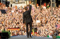 米メディアは本当にオバマに甘く、トランプに厳し過ぎるのか