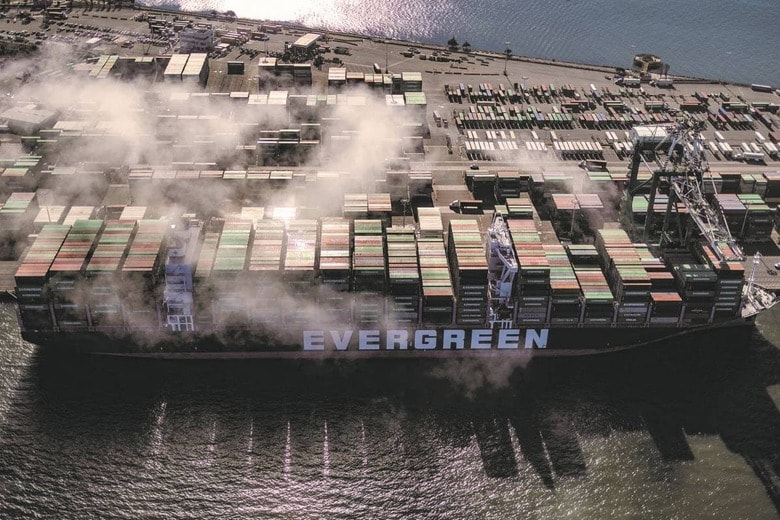 CARLOS BARRIA-REUTERS