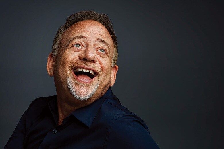 若いスタッフは自分のことを知らないと語るシャイマン　ROBERT TRACHTENBERG