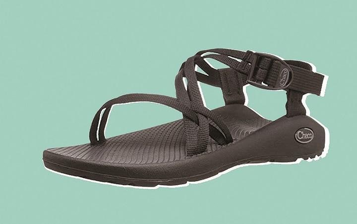 筆者が愛用している「ZX1クラシック」なら、ちょっとしたお出掛けもOK　PHOTO ILLUSTRATION BY SLATE. PHOTO BY CHACOーSLATE