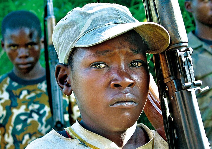 武装解除後の元少年兵をどう社会復帰させるかも大きな課題だ　Finbarr O\'reilly-REUTERS