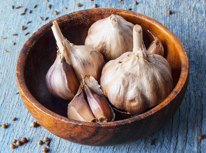 ニンニクには、脳を活性化する作用がありそうだ　Ezergil/iStock.
