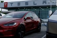 テスラ、米国で「モデルＹ」を2年ぶりに値上げ　最大1000ドル