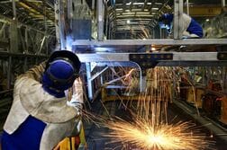 ブラジル鉱工業生産、7月は前月比0.2％増　予想下回る