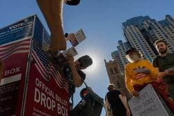 米メタ、「反トランプ」デモ主催者のインスタ一時停止巡り陳謝