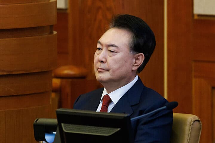 ついに弾劾裁判で罷免された尹錫悦　SeongJoon Cho/Pool/Sipa USA