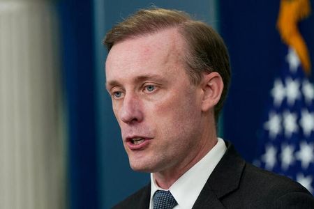 米国のサリバン大統領補佐官は、イスラエルのネタニヤフ首相らと会談した。写真は、２０２４年５月１３日にホワイトハウスで会見するサリバン氏。（２０２４年　ロイター／Elizabeth Frantz）