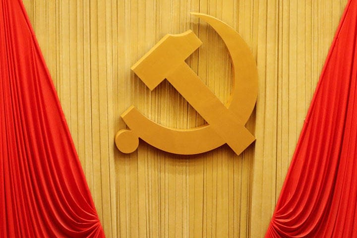 中国共産党のシンボル「鎌と槌」　Damir Sagolj-REUTERS