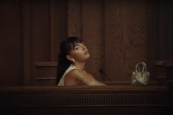 【動画】「丸出し」の尻を叩き、踊りまくる映像が話題に...米若手歌手レベッカ・ブラックの新たな一面