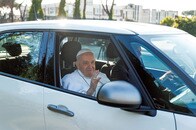 「セックスは神の贈り物」ネット番組で若者と語らう、イマドキなローマ教皇