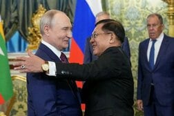 プーチン、西側から制裁を受ける「ロシアの友人」ミャンマーの大統領と会談…何を話した？