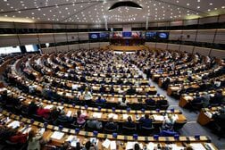 ＥＵ加盟国に早期法案成立求める声、貿易合意巡り米強硬姿勢