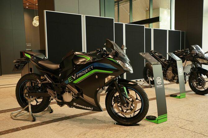 カワサキが開発中の電動バイクの試作車