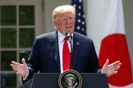 　６月７日、トランプ米大統領（写真）は、安倍晋三首相との会談後の共同記者会見で、来週の米朝首脳会談が成功裏に終われば、北朝鮮の金正恩朝鮮労働党委員長をワシントンのホワイトハウスに招待する可能性があることを明らかにした。（２０１８年　ロイター/Kevin Lamarque）