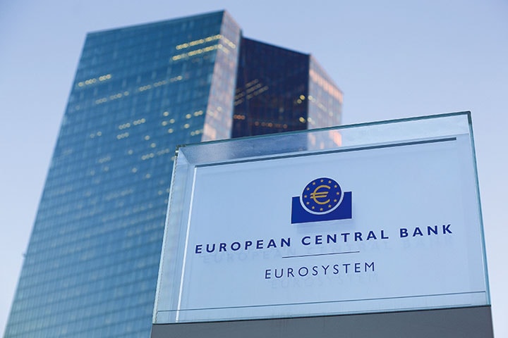 発足当初のECBは困難な状況に直面しても時制が利いていた　Krisztian Bocsi-Bloomberg/GETTY IMAGES