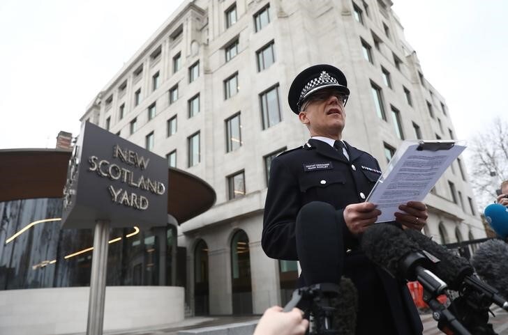 ３月２３日、英警察当局は、ロンドンの国会議事堂付近で発生した襲撃事件に関連した家宅捜索で、７人を逮捕した。英国のテロ対策を統括するマーク・ローリー氏（写真）が明らかにした（２０１７年　ロイター／Neil Hall）