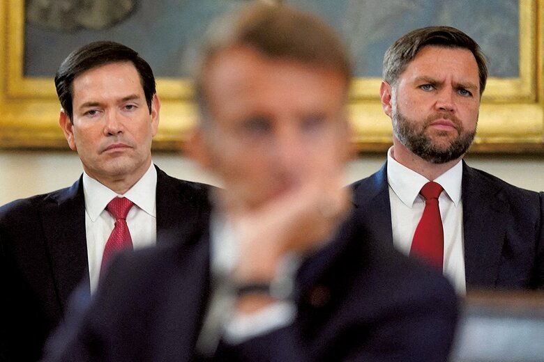 バンス（右）とルビオは「トランプ後継」を争う関係　ALEXANDER DRAGO-REUTERS