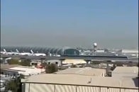イランがドバイ国際空港にドローン攻撃...爆発の瞬間を捉えた「衝撃映像」が拡散中